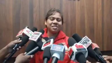 ଓରିଏଣ୍ଟ: ଝାରସୁଗୁଡ଼ା ଜିଲ୍ଲାର ଖୁସବୁ ଜୟପୁରିଆ ରାଷ୍ଟ୍ରପତି ଙ୍କୁ ସାକ୍ଷାତ କରିବାପରେ ଆଜି ଝାରସୁଗୁଡା ରେ ଗଣମାଧ୍ୟମକୁ ପ୍ରତିକ୍ରିୟା ଦେଇଛନ୍ତି l