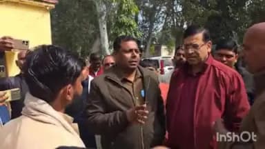 धनघटा: हैसर ब्लॉक में धरना प्रदर्शन के दौरान एडीओ पंचायत ने सामूहिक रूप से मांगी माफ़ी