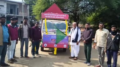 रतलाम: विधायक मथुरालाल डामर ने 100 दिवसीय बाल विवाह मुक्त भारत जागरूकता रथ को हरी झंडी दिखाकर किया रवाना