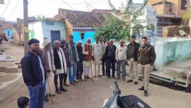 महाराजपुर: संत रविदास जयंती को लेकर गढ़ीमलहरा थाना क्षेत्र के गांवों में पुलिस ने लोगों से किया संवाद