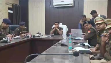 गाज़ीपुर: कानून व्यवस्था के मद्देनजर एसपी ने किया बड़ा फेरबदल, 3 निरीक्षक व उपनिरीक्षक को किया गया इधर से उधर