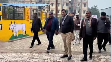 सिरसागंज: SDM ने आवास विकास कॉलोनी में कांशीराम कॉलोनी के समीप नवनिर्मित गौशाला का निरीक्षण किया, व्यवस्थाओं का लिया जायजा