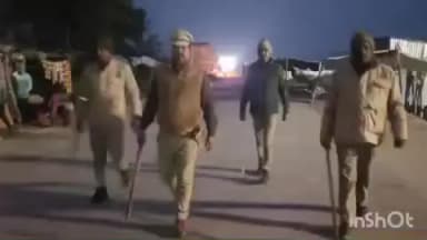 नानपारा: नवाबगंज पुलिस ने शांति सुरक्षा को लेकर चौकन्नी व्यवस्था कड़ी करने के लिए प्रमुख बाजारों और मुख्य मार्गों का लिया जायजा