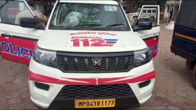 बड़वारा: खरहटा में विवाद सुलझाने गई पुलिस डायल 112 वाहन पर हमला, तीन आरोपी गिरफ्तार