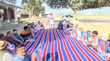 चायल: नगर पंचायत चरवा में मनाई गई महात्मा गांधी की पूर्ति, गौरव पांडेय ने कहा- महात्मा गांधी देश की प्रेरणा हैं