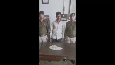 कसडोल: कसडोल के बस स्टैंड में मोबाइल से सट्टा पट्टी लिखते एक आरोपी को पुलिस ने किया गिरफ्तार, ₹2640 ज़ब्त