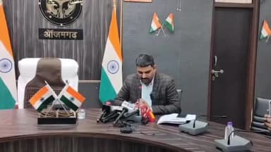 आज़मगढ़: उप निर्वाचन अधिकारी राहुल विश्वकर्मा ने SIR को लेकर कहा, नियमावली के तहत मतदाता सूची में नाम दर्ज कराने में करें सहयोग