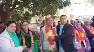 रेणुका: लोक निर्माण विभाग के( 2 )कर्मचारी सेवा नवरीत सहायक अभियंता दिलीप चौहान ने क्या स्वागत रेणुका जी( ददाहू) (31) (1) (2026)