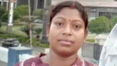 সন্দেশখালি ১: কানমারী এলাকায় শাশুড়ির অত্যাচারে আত্মহত্যা গৃহবধূর, ওই এলাকা থেকে স্বামীকে আটক করল পুলিশ