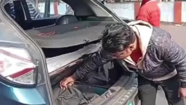 बेरमो: निकाय चुनाव 2026 को लेकर बेरमो थाना के पास संदिग्ध गतिविधियों पर प्रशासन की पैनी नजर, वाहनों की जांच जारी