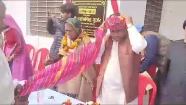 हिण्डौन: गांव कारवाड में नवनिर्मित आंगनबाड़ी पाठशाला का उद्घाटन विधायक दर्शन सिंह गुर्जर ने किया, लोगों ने किया स्वागत