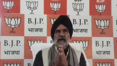 अमरोहा: अमरोहा में शिक्षकों में खुशी, कैशलेस चिकित्सा सुविधा को मिली स्वीकृति: शिक्षक विधायक की प्रेसवार्ता