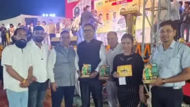 तिल्दा: बिलासपुर के उद्योग मेला में तिल्दा नेवरा के तीन व्यापारियों को किया गया सम्मानित