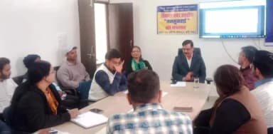 इछावर: अपर कलेक्टर ने इछावर तहसील कार्यालय में एस आई आर कार्य का निरीक्षण किया,दिशा निर्देश दिए