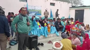 चकरनगर: पंचनद संगम से नदी, नारी और नीर के संदेश के साथ यमुना संरक्षण के लिए जल सहेलियों की एक माह की यात्रा आरंभ