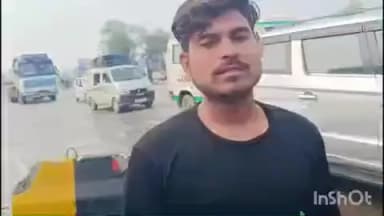 टूंडला: टूंडला टोल प्लाजा के पास ब्रेक फेल होने से डिवाइडर से टकराकर पलटी मैक्स