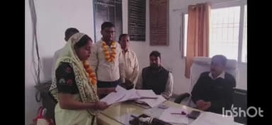 हरिहरगंज: हरिहरगंज नगर पंचायत चुनाव: वार्ड 12 से पूजा कुमारी ने नामांकन दाखिल किया, विकास को बताया प्राथमिकता