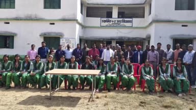 विष्णुगढ़: धरमपुर प्लस टू उच्च विद्यालय में 12वीं के छात्रों को भावभीनी विदाई दी गई