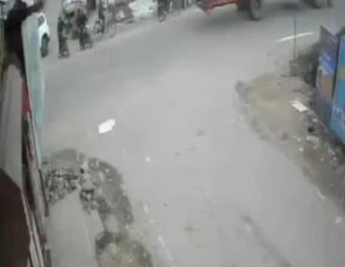 ਹੁਸ਼ਿਆਰਪੁਰ: ਨੰਗਲ ਬਿਹਾਲਾ ਅੱਡੇ ਤੇ ਦੋ ਮੋਟਰਸਾਈਕਲਾਂ ਦੀ ਹੋਈ ਟੱਕਰ, 3 ਲੋਕ ਹੋਏ ਜਖਮੀ