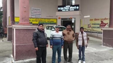 पटियाली: खंड विकास अधिकारी सिढ़पुरा पर मनरेगा पत्रावली बढ़ाने के मामले में प्रधानों ने लगाया कमीशन खोरी का आरोप