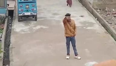 छतरपुर नगर: सिटी कोतवाली थाना क्षेत्र में गुंडाई, मारपीट और गाली-गलौज का वीडियो सोशल मीडिया पर वायरल