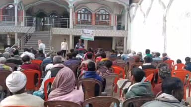 पताही: लहसनिया में पैक्स अध्यक्ष की अध्यक्षता में रवि किसान गोष्ठी का आयोजन, कृषि के गुड़ सिखाए गए