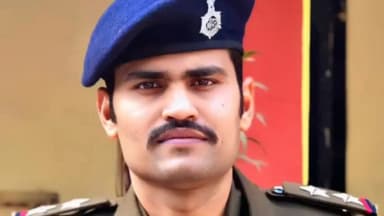 मोतिहारी: पूर्वी चंपारण मोतीहारी के पुलिस अधीक्षक ने फेनहारा थानाध्यक्ष के पद पर दरोगा रजनीश कुमार को किया पदस्थापित