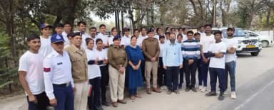 अलीराजपुर: आलीराजपुर में राष्ट्रीय सड़क सुरक्षा माह के अंतर्गत जागरूकता अभियान, NCC कैडेट बने यातायात मित्र