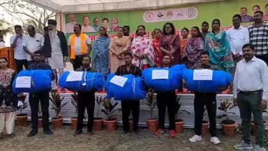 कोंडागांव: कोंडागांव जिले में 5 पुनर्वासित लोगों को शासन की योजना के तहत मिला मछली जाल का लाभ, मछली पालन से बनेंगे आत्मनिर्भर