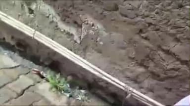 नारनौल: मिश्रवाडा में सड़क धंसने से मुख्य मार्ग बंद, जनहानि का खतरा: पूर्व पार्षद दयानंद सोनी