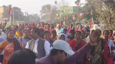 কেতুগ্রাম ১: কেতুগ্রামের পাঁচুন্দিতে তৃণমূলের মিছিল, বিজেপির বিরুদ্ধে প্রতিবাদের আওয়াজ তুললেন বিধায়ক শেখ শাহনওয়াজ