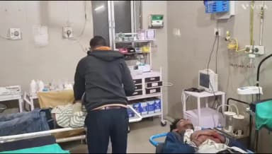 बांसवाड़ा: खांड़ा डेरा गांव के पास बोलेरो ने बाइक को मारी टक्कर, दो युवकों को लगी चोट, एमजी अस्पताल में उपचार जारी