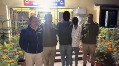 ଝାରସୁଗୁଡା: ବଡ଼ମାଲ ଅଂଚଳରେ ସର୍ବସାଧାରଣ ସ୍ଥାନରେ କଳହ ଉତ୍ତେଜନା ସୃଷ୍ଟି କରୁଥିବା ୨ ବ୍ୟକ୍ତି ଙ୍କୁ ଅଟକ କଲା ବଡ଼ମାଳ ପୋଲିସ