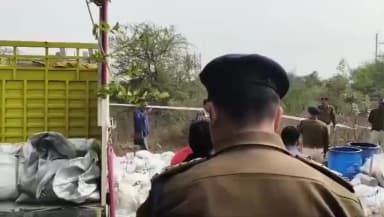 खंडवा नगर: अवैध पटाखा फैक्ट्री: 'अगरबत्ती सप्लायर' की भूमिका, मजदूर का खुलासा, प्रोफेसर इमरान बिक्री नेटवर्क संभालता था