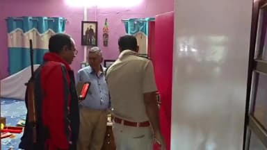 চাপড়া: ফাঁকা বাড়িতে চুরির ঘটনায় চাঞ্চল্য ছড়িয়েছে চাপড়ার বৃত্তি হুদা এলাকায়