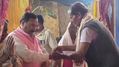 ଓରିଏଣ୍ଟ: ନୁଆଡ଼ିହି ,ଗଣ୍ଡଘୋରା ଗ୍ରାମରେ ଧୁମଧାମ ରେ ଚାଲିଛି ନାମଯଜ୍ଞ, ଯୋଗଦେଲେ ଝାରସୁଗୁଡା ଜିଲ୍ଲା ବିଜେପି ସଭାପତି