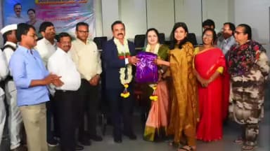 సిరిసిల్ల: కుటుంబానికి పూర్తిసమయం కేటాయించాలి
ఇంచార్జి కలెక్టర్ గరిమఅగ్రవాల్,పౌరసరఫరాల శాఖఅధికారి చంద్రప్రకాశ్ ఉద్యోగ విరమణ సన్మానం