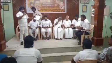 சாத்தான்குளம்: சாத்தான்குளம் தனியார் திருமண மண்டபத்தில் திமுக இளைஞரணி ஆலோசனை கூட்டம் நடைபெற்றது