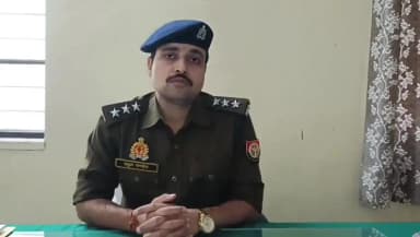 रॉबर्ट्सगंज: सीओ घोरावल ने शाहगंज के खैरा में रामलीला में राम द्वारा रावण की आंख में तीर मारने की घटना की दी जानकारी