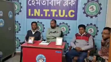 হেমতাবাদ: হেমতাবাদে ভেঙে দেওয়া হলো টোটো ও ট্রাক চালক ইউনিয়ন