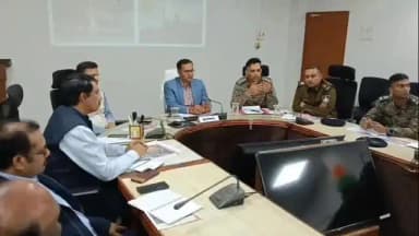 #कटनी में #अग्निवीर भर्ती रैली 13 से 24 फरवरी तक,15 जिलों के युवा होंगे शामिल।
🔹कलेक्टर श्री आशीष तिवारी ने #अग्निवीर भ...