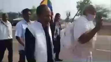 लोहारू: कड़ाके की ठंड में जैन मुनि धनंजय कुमार ने नंगे पांव 400 किलोमीटर की पदयात्रा कर लोहारू पहुंचे