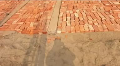 अमौर: अमौर पंचायत सरकार भवन भवानीपुर के निर्माण में अनियमितता बरतने का ग्रामीणों ने लगाया आरोप, बीपीआरओ को दिया आवेदन