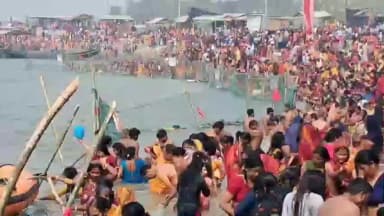 मनिहारी: माघी पूर्णिमा पर उमड़ी श्रद्धालुओं की भीड़, तीन लाख से ज्यादा लोगों ने गंगा में लगाई डुबकी