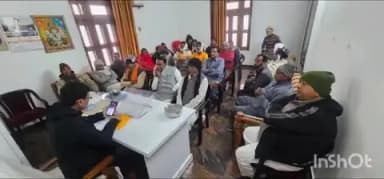 मेहदावल: कर्मा कला आवास पर मेहदावल के विधायक अनिल कुमार त्रिपाठी ने जनता दरबार लगाकर ग्रामीणों की समस्याएं सुनीं