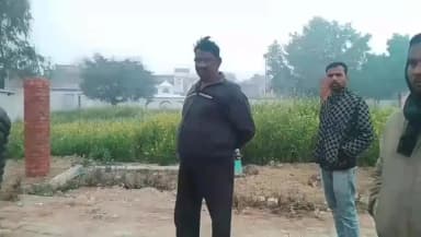 सगड़ी: बनकटा निवासी व्यक्ति ने कुछ लोगों पर मंदिर और पोखरी की भूमि पर अवैध कब्जा करने का आरोप लगाया, अधिकारियों से लगाई गुहार