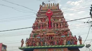 ஊத்தங்கரை: சுப்ரமணிய சுவாமி திருக்கோவிலில் தைப்பூசத்தை முன்னிட்டு ஏராளமான பக்தர்கள் நீண்ட வரிசையில் நின்று சாமி தரிசனம் செய்தனர்