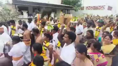 எடப்பாடி: சிலுவம்பாளையம் தைப்பூசத்தை முன்னிட்டு அதிமுக பொதுச்செயலாளர் எடப்பாடி பழனிச்சாமி குடும்பத்தினருடன் முருகன் கோவிலில் சுவாமி தரிசனம்