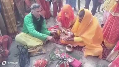 पुपरी: नानपुर के गौरा गांव स्थित महारानी स्थान परिसर में दस दिवसीय सीताराम नाम महायज्ञ संकीर्तन शुरू