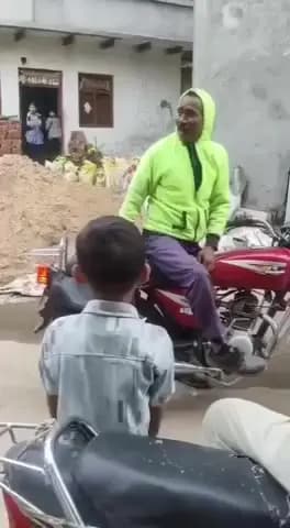 सीहोर: जमोनिया गांव में तेंदुए की गतिविधि से ग्रामीणों में दहशत, चौकीदार ने मुनादी कराई, ग्रामीण सतर्क रहें